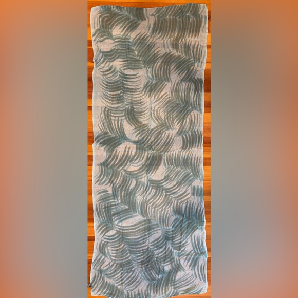 Gauze tropical print long summer scarf 64”x24” - Picture 1 of 5